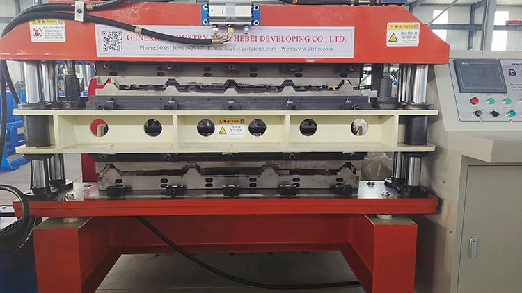 Double layer roofing sheet machine Double layer roofing sheet machine