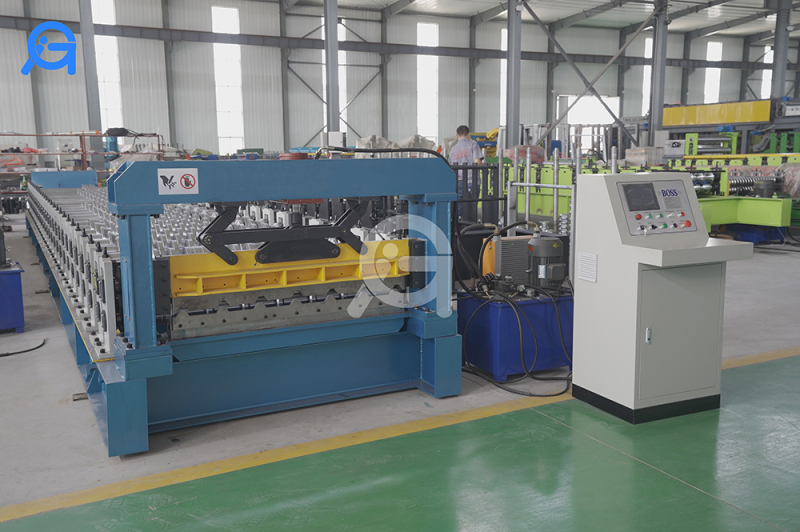 Machine de moulage de presse à rouleaux de panneau 760r