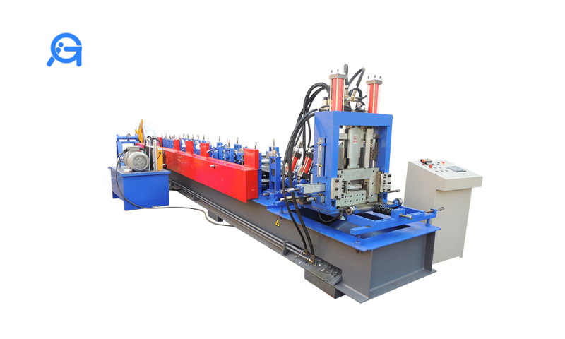 Machine de formage de purlin CZ