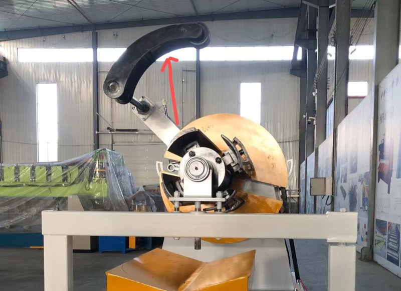 hydraulic decoiler .jpg