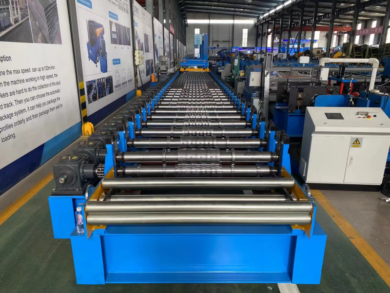 corrugated roofing sheet machine