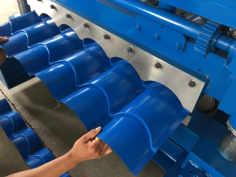 Glazed tile roofing sheet machine