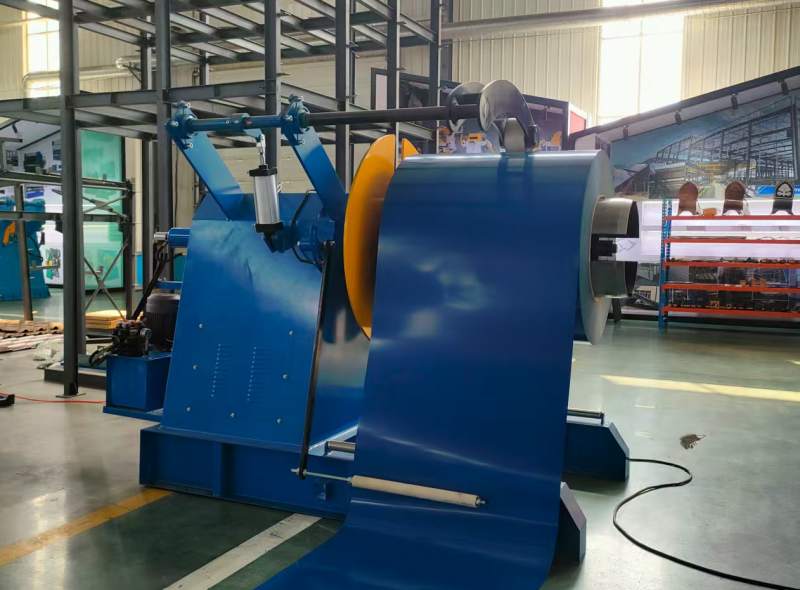Hydraulic decoiler of the High-Speed Corrugated 0.18 mm thin Sheet Machine