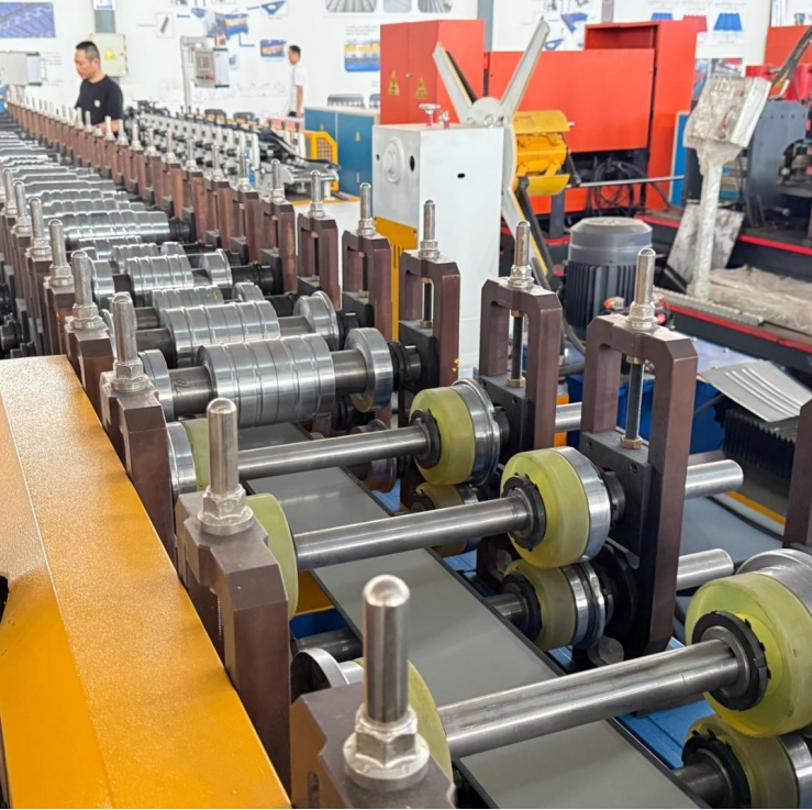 Ridge Cap Roofing Machine