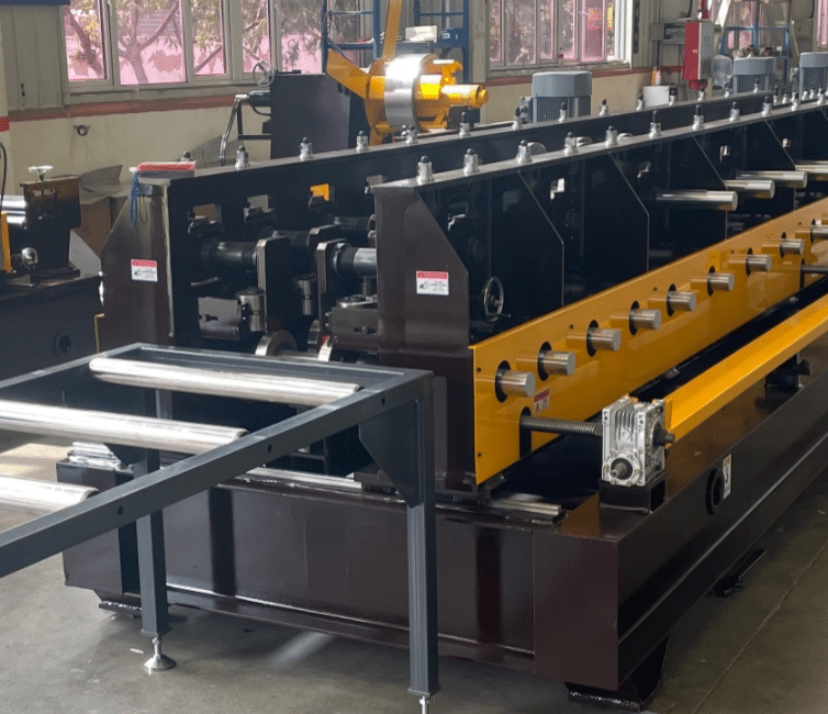 cable tray machine
