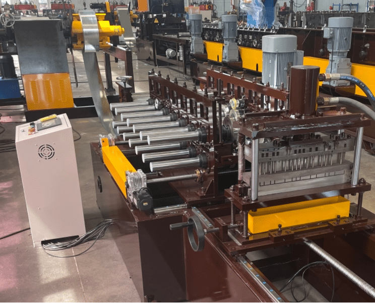 cable tray machine