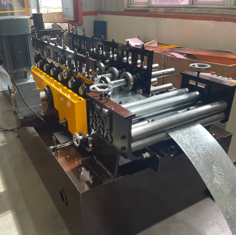 cable tray machine