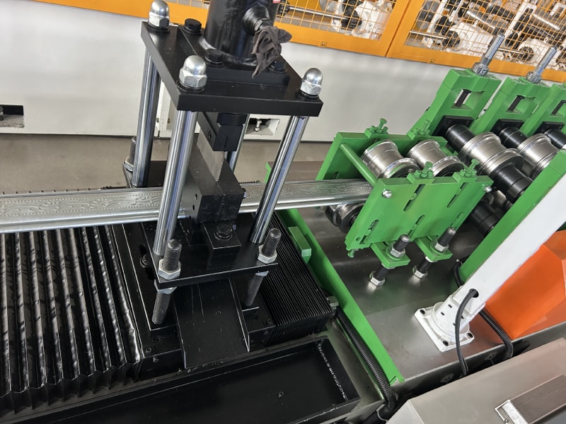 Roller Shutter Door Roll Forming Machine